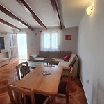 With Parking Space Cunski, Losinj - 7951 Апартаменты