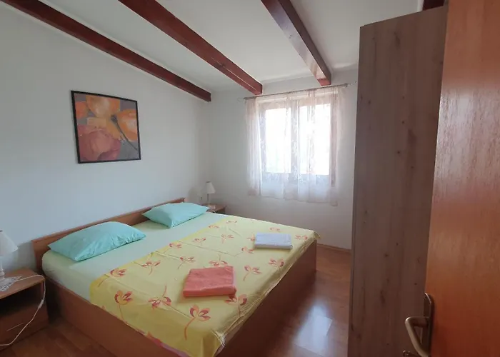 Apartman With Parking Space Cunski, Losinj - 7951