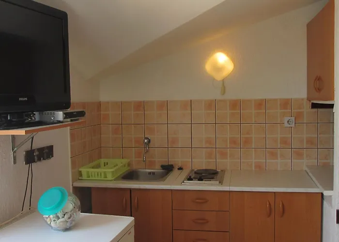 With Parking Space Cunski, Losinj - 7951 Apartman Čunski