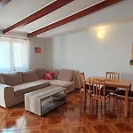 With Parking Space Cunski, Losinj - 7951 Appartement Čunski