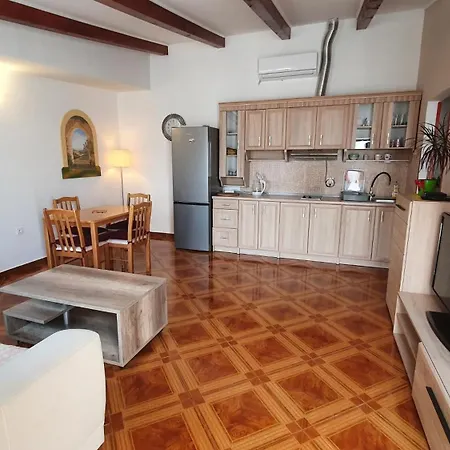 With Parking Space Cunski, Losinj - 7951 Apartment Cunski