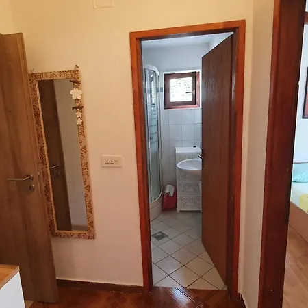 With Parking Space Cunski, Losinj - 7951 Apartment Cunski