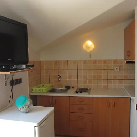 With Parking Space Cunski, Losinj - 7951 Apartment Cunski