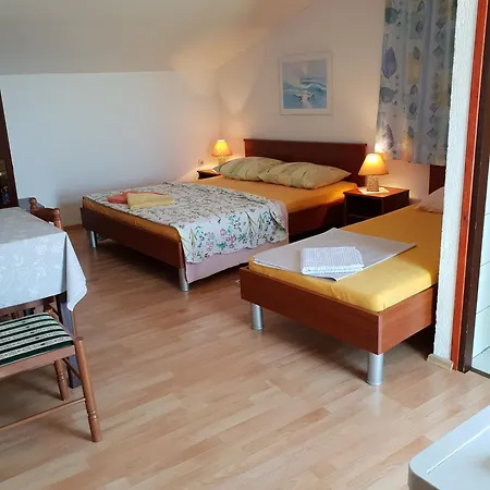 Apartment With Parking Space Cunski, Losinj - 7951