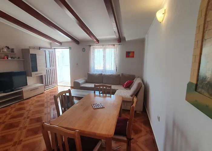 With Parking Space Cunski, Losinj - 7951 Apartment